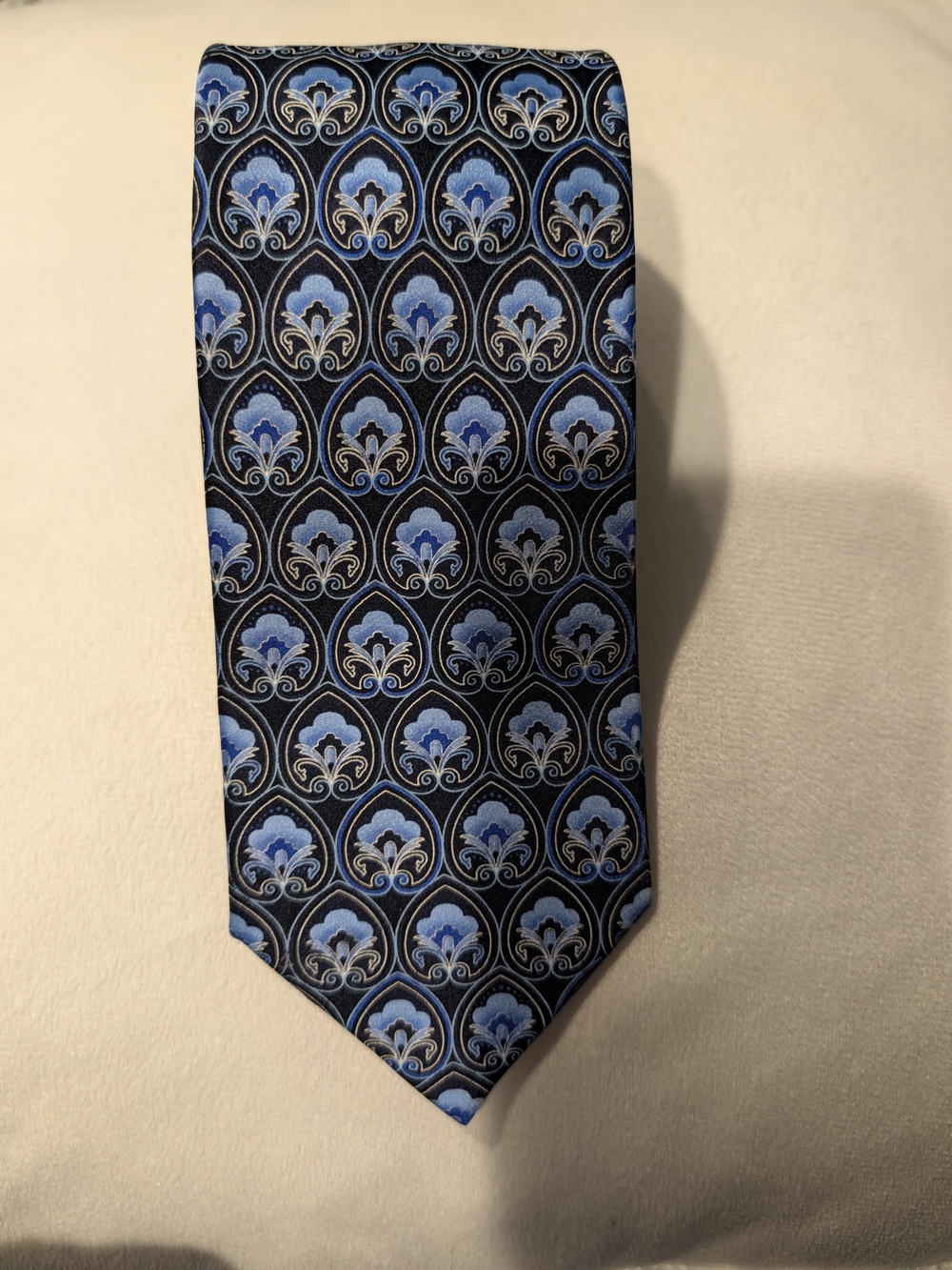 Blue and Black Patterned Men's Silk Tie